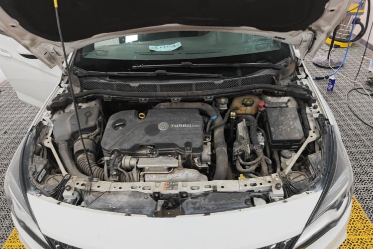Used Buick Verano 2016 Two-Door GS 20T Dual-Clutch Haoting Sporty Model Engine Bay