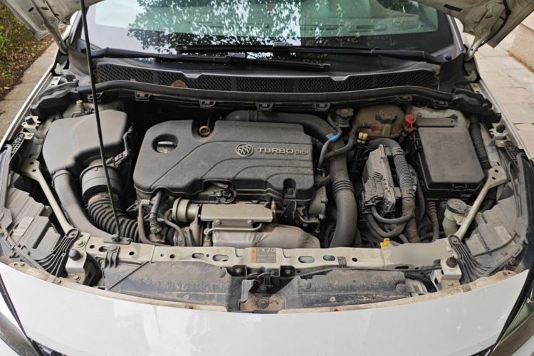 Used Buick Verano 2016 Hatchback 15S Automatic Leading Model Engine Bay