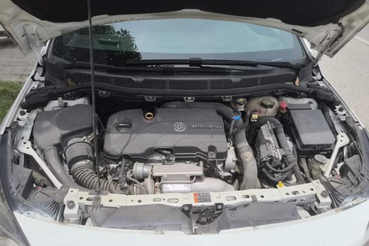 Used Buick Verano 2016 Two-Door GS 20T Dual-Clutch Haoting Sporty Model Engine Bay