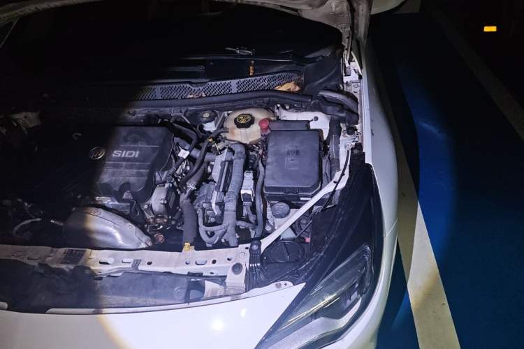 Used Buick Verano 2016 Hatchback 15S Automatic Leading Model Engine Bay Left