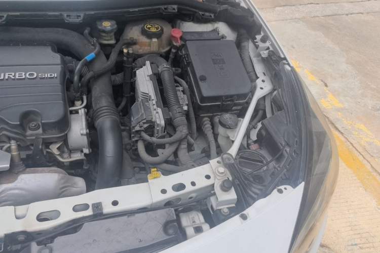 Used Buick Verano 2016 Two-Door GS 20T Dual-Clutch Haoting Sporty Model Engine Bay Left