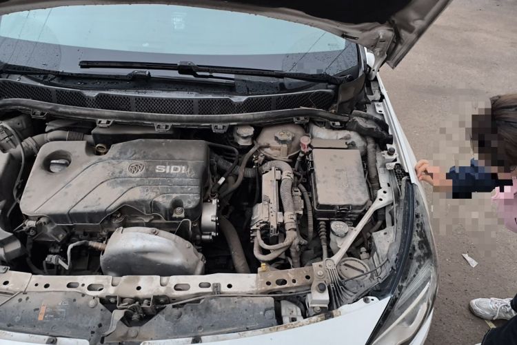 Used Buick Verano 2016 Hatchback 15S Automatic Leading Model Engine Bay Left