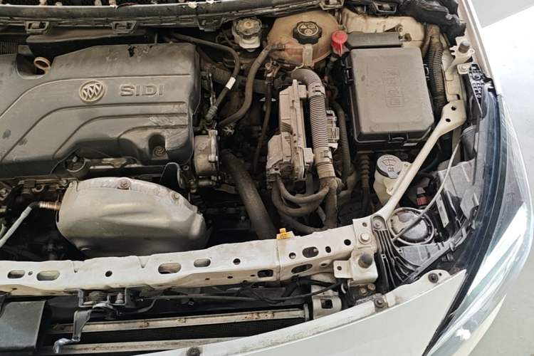 Used Buick Verano 2016 Hatchback 15S Automatic Ambition Model Engine Bay Left