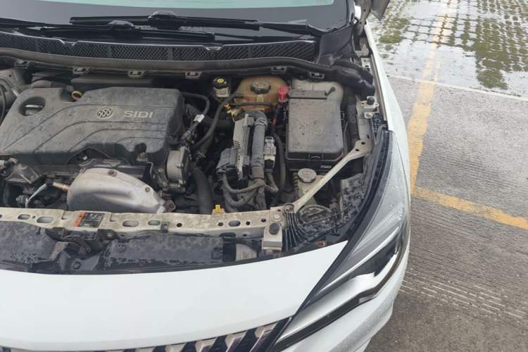 Used Buick Verano 2016 Hatchback 15S Automatic Leading Model Engine Bay Left