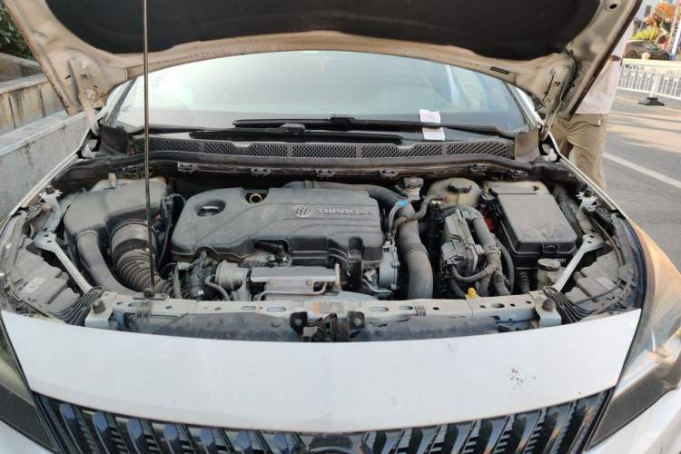 Used Buick Verano 2016 Hatchback GS 20T Dual-Clutch Passionate Sporty Model Engine Bay