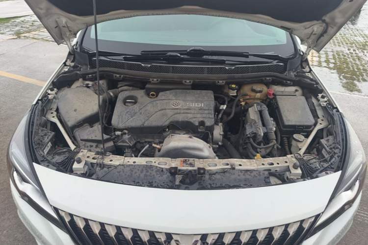 Used Buick Verano 2016 Hatchback 15S Automatic Leading Model Engine Bay