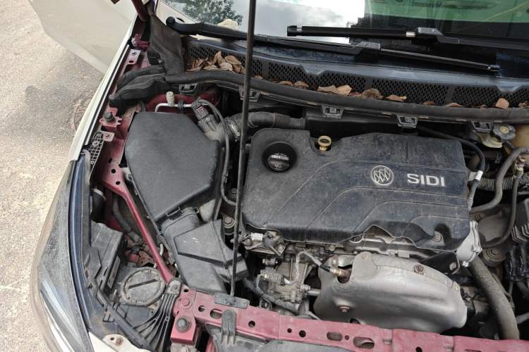 Used Buick Verano 2016 Hatchback 15S Automatic Leading Model Engine Bay Right