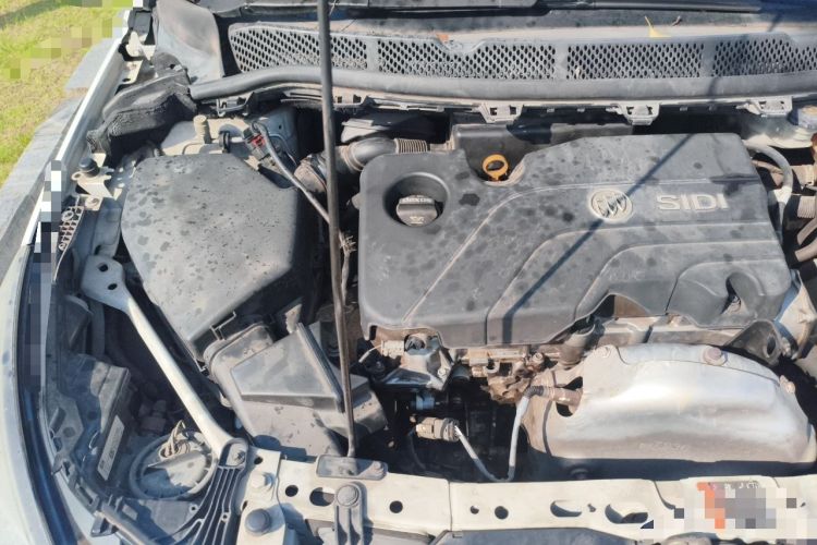 Used Buick Verano 2016 Hatchback 15S Automatic Leading Model Engine Bay Right