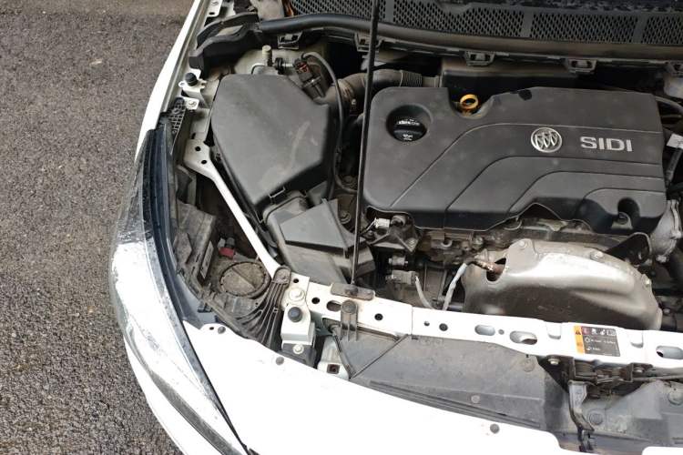 Used Buick Verano 2016 Hatchback 15S Automatic Ambition Model Engine Bay Right