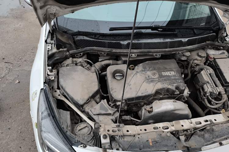 Used Buick Verano 2016 Hatchback 15S Automatic Leading Model Engine Bay Right