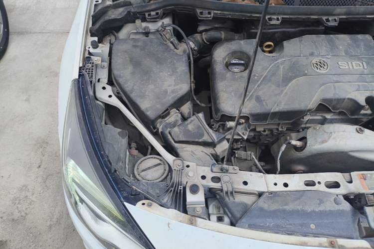 Used Buick Verano 2016 Hatchback 15S Automatic Ambition Model Engine Bay Right