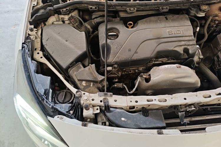 Used Buick Verano 2016 Hatchback 15S Automatic Ambition Model Engine Bay Right
