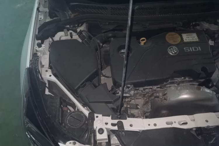 Used Buick Verano 2016 Hatchback 15S Automatic Leading Model Engine Bay Right