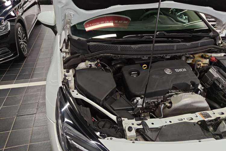 Used Buick Verano 2016 Hatchback 15S Automatic Leading Model Engine Bay Right