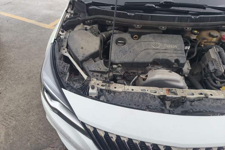 Used Buick Verano 2016 Hatchback 15S Automatic Leading Model Engine Bay Right