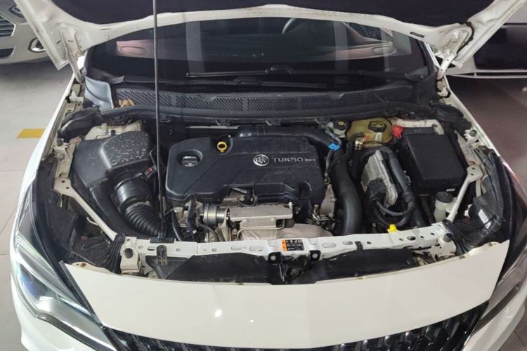 Used Buick Verano 2016 Two-Door GS 20T Dual-Clutch Haoting Sporty Model Engine Bay