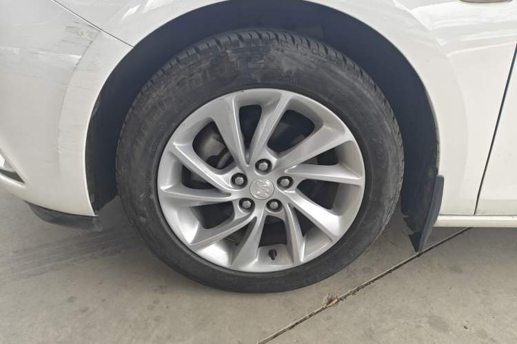 Used Buick Verano 2016 Hatchback 15S Automatic Ambition Model Exterior 4