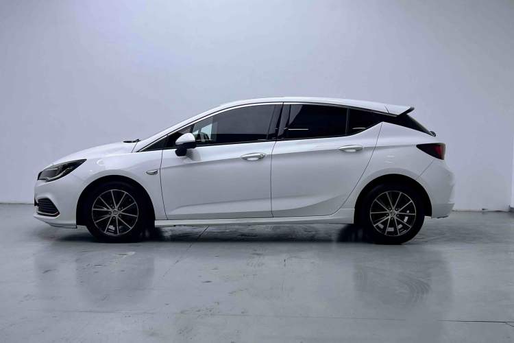 Used Buick Verano 2016 Two-Door GS 20T Dual-Clutch Haoting Sporty Model Exterior 9