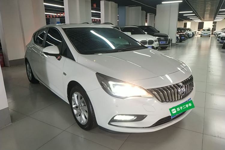 Used Buick Verano 2016 Hatchback 15S Automatic Leading Model Front Right 45 Deg