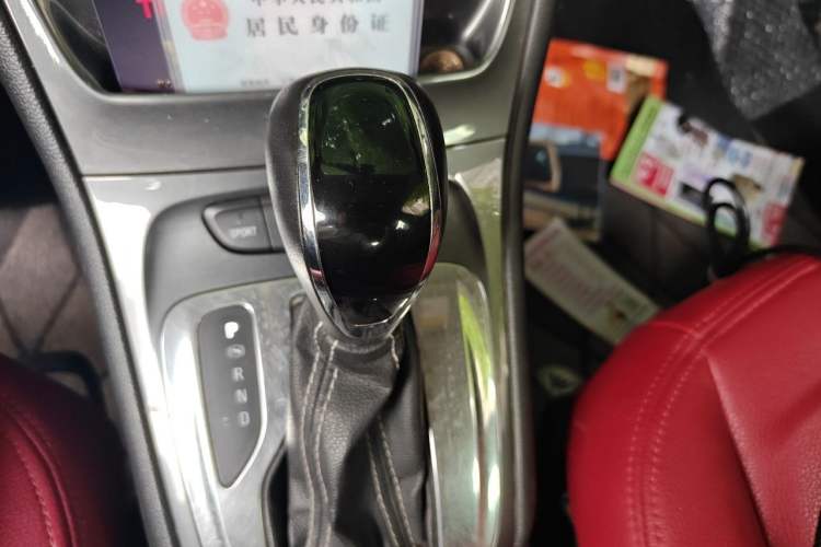 Used Buick Verano 2016 Hatchback 15S Automatic Ambition Model Gear Lever