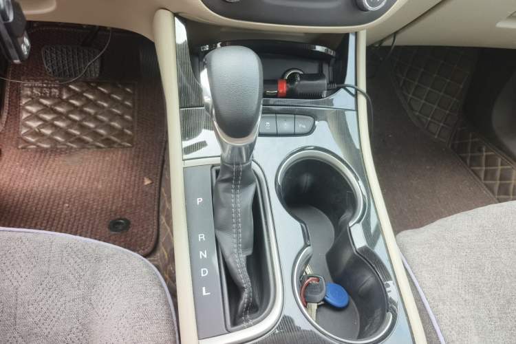 Used Buick Verano 2016 Hatchback 15S Automatic Ambition Model Gear Lever