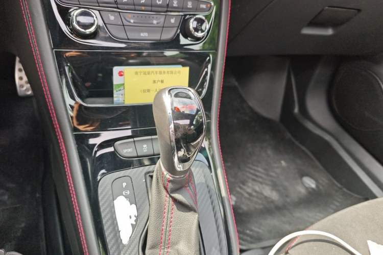 Used Buick Verano 2016 Hatchback GS 20T Dual-Clutch Passionate Sporty Model Gear Lever