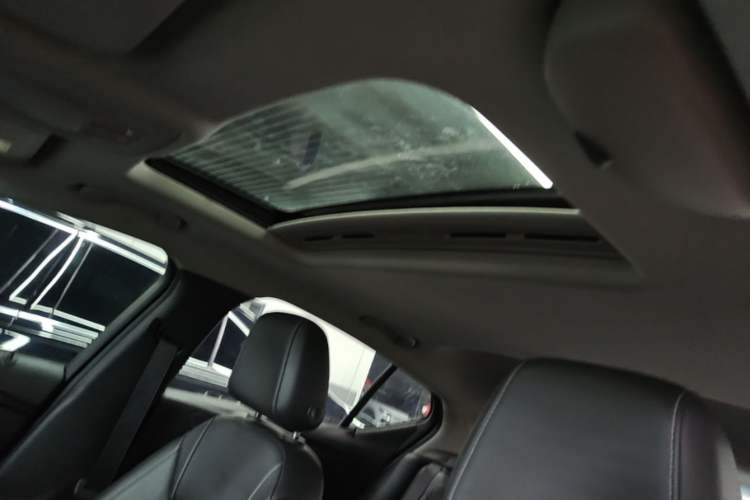 Used Buick Verano 2016 Hatchback 15S Automatic Leading Model Headliner