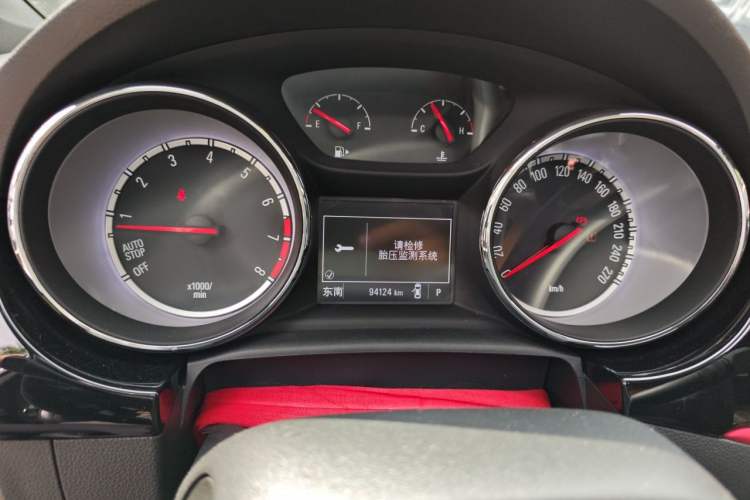 Used Buick Verano 2016 Hatchback GS 20T Dual-Clutch Passionate Sporty Model Instrument Cluster