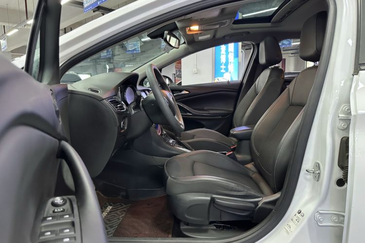 Used Buick Verano 2016 Hatchback 15S Automatic Leading Model Interior 1