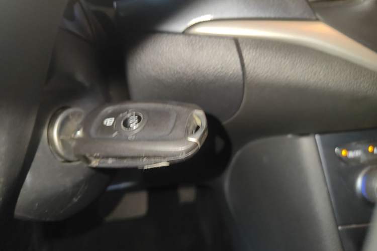 Used Buick Verano 2016 Hatchback 15S Automatic Leading Model Interior 1