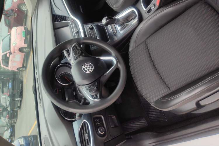 Used Buick Verano 2016 Hatchback 15S Automatic Leading Model Interior 3