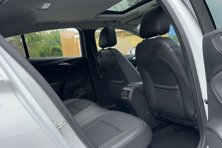 Used Buick Verano 2016 Hatchback 15S Automatic Leading Model Interior 4