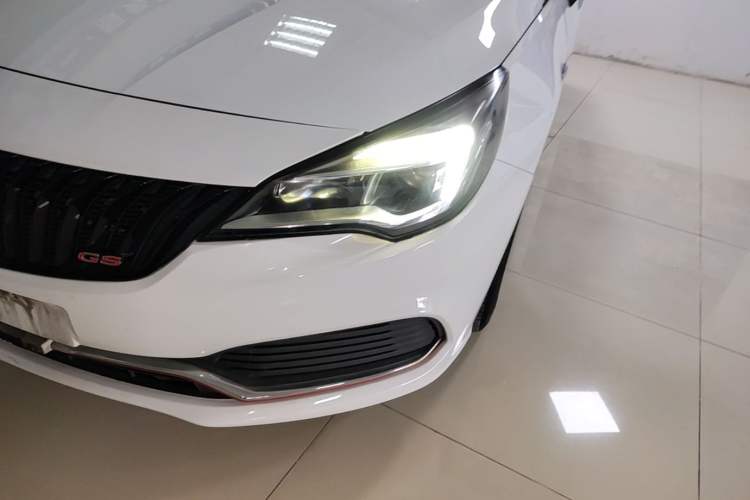 Used Buick Verano 2016 Two-Door GS 20T Dual-Clutch Haoting Sporty Model Left Front Headlight