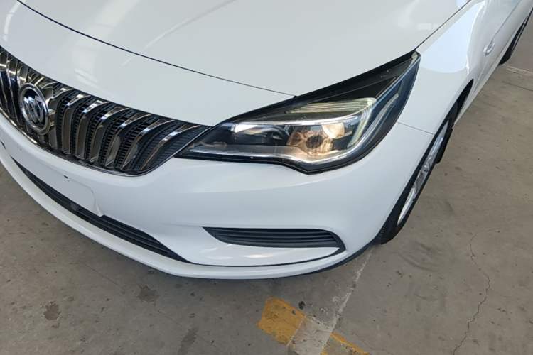 Used Buick Verano 2016 Hatchback 15S Automatic Ambition Model Left Front Headlight