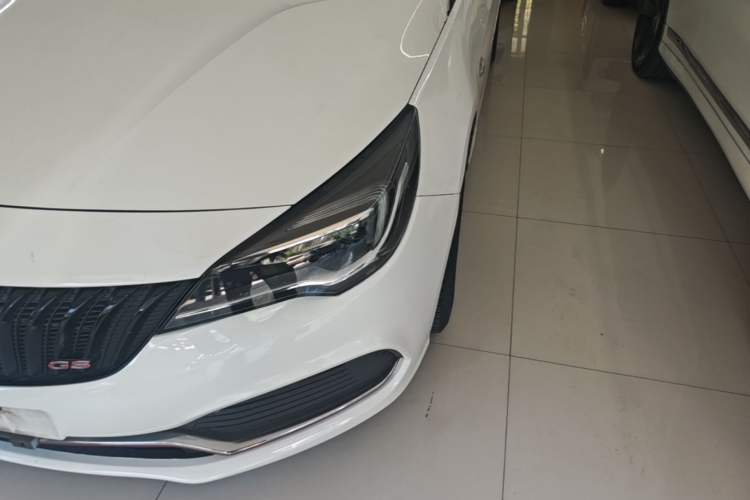 Used Buick Verano 2016 Hatchback GS 20T Dual-Clutch Passionate Sporty Model Left Front Headlight