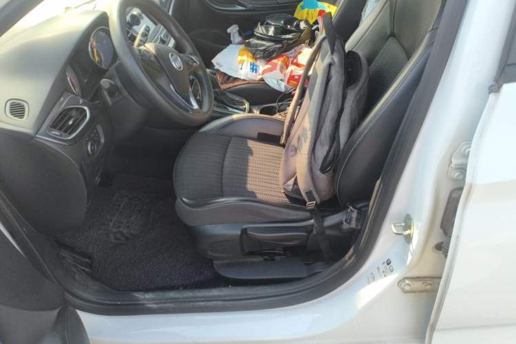 Used Buick Verano 2016 Hatchback 15S Automatic Leading Model Left Front Seat
