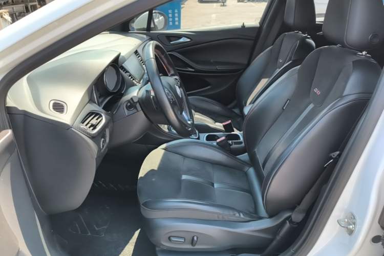 Used Buick Verano 2016 Hatchback GS 20T Dual-Clutch Passionate Sporty Model Left Front Seat