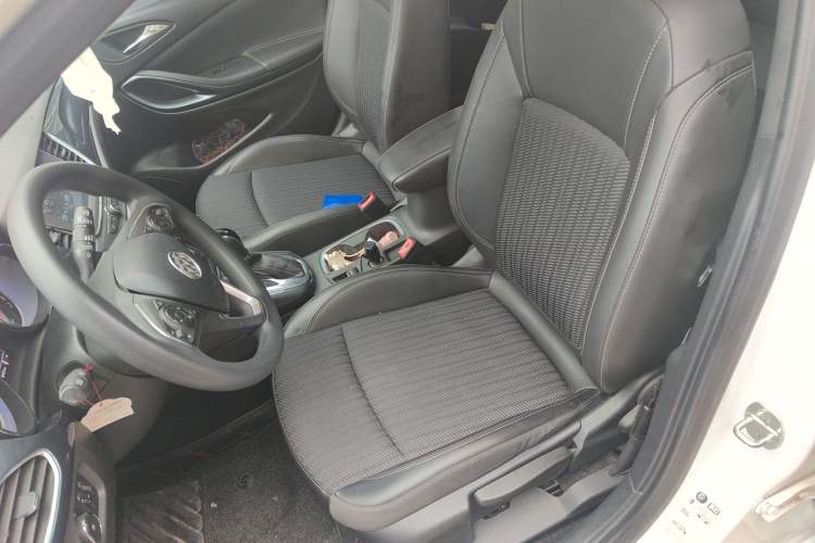 Used Buick Verano 2016 Hatchback 15S Automatic Leading Model Left Front Seat