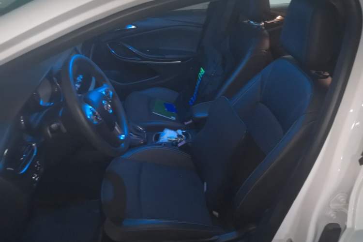 Used Buick Verano 2016 Hatchback 15S Automatic Leading Model Left Front Seat