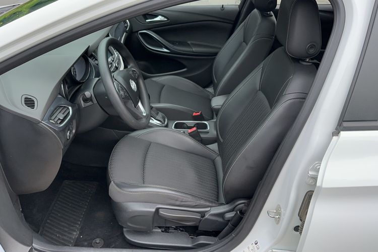 Used Buick Verano 2016 Hatchback 15S Automatic Leading Model Left Front Seat