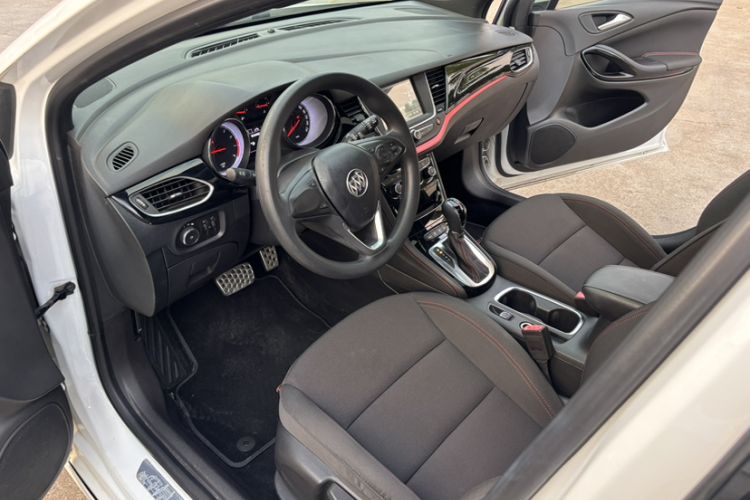 Used Buick Verano 2016 Two-Door GS 20T Dual-Clutch Haoting Sporty Model Left Front Seat