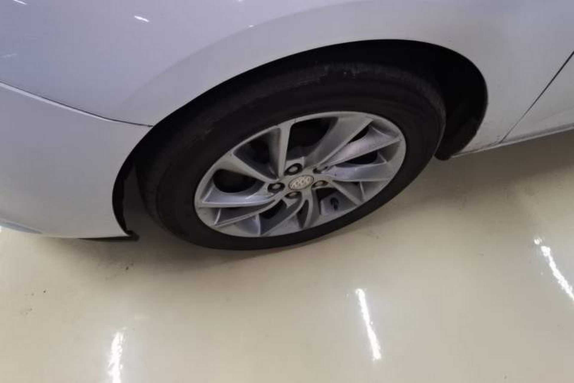 Used Buick Verano 2016 Hatchback 15S Automatic Ambition Model Left Front Wheel Hub