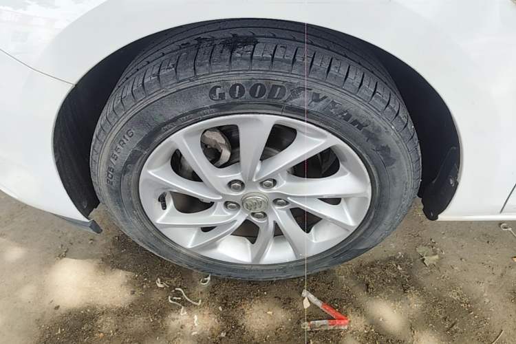 Used Buick Verano 2016 Hatchback 15S Automatic Ambition Model Left Front Wheel Hub