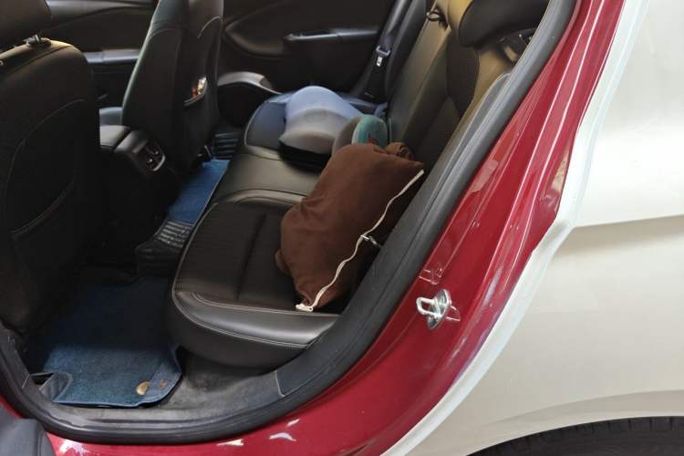 Used Buick Verano 2016 Hatchback 15S Automatic Leading Model Left Rear Seat