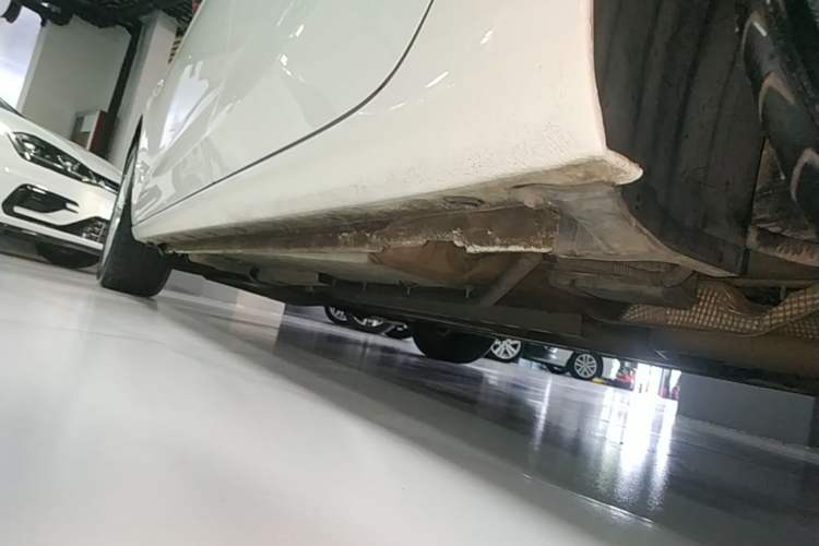 Used Buick Verano 2016 Hatchback 15S Automatic Leading Model Left Side Sill