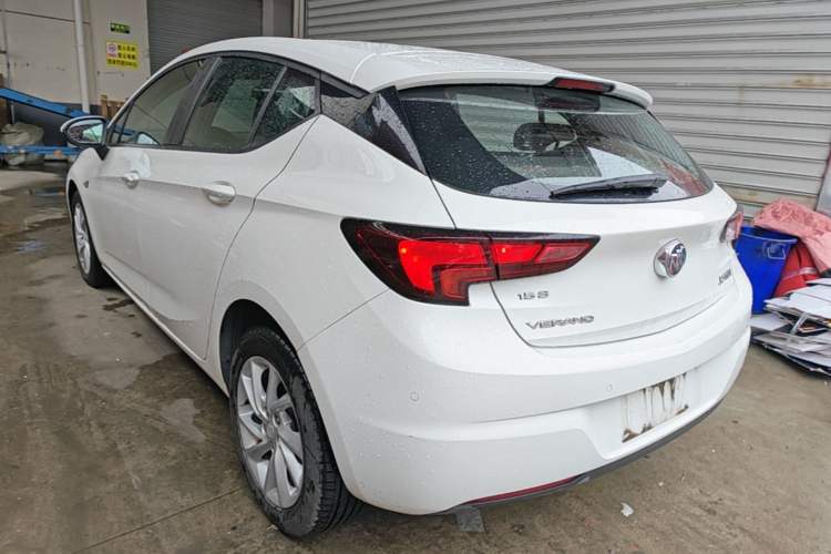 Used Buick Verano 2016 Hatchback 15S Automatic Leading Model Rear Left 45 Deg