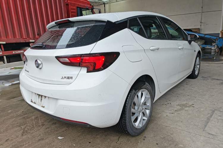 Used Buick Verano 2016 Hatchback 15S Automatic Leading Model Rear Right 45 Deg