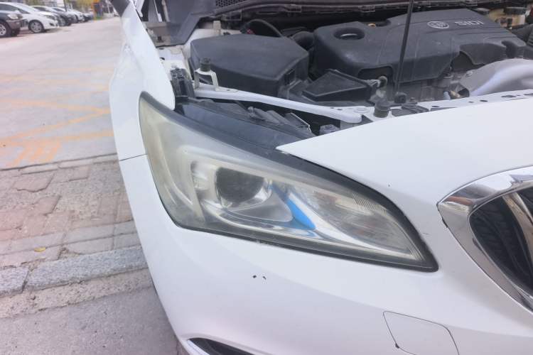 Used Buick Verano 2016 Hatchback 15S Automatic Ambition Model Right Front Headlight