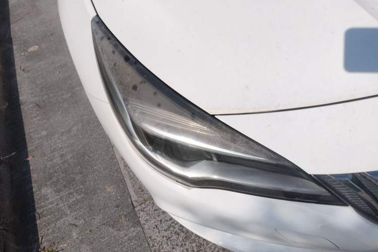 Used Buick Verano 2016 Hatchback 15S Automatic Leading Model Right Front Headlight