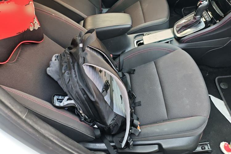 Used Buick Verano 2016 Two-Door GS 20T Dual-Clutch Haoting Sporty Model Right Front Seat